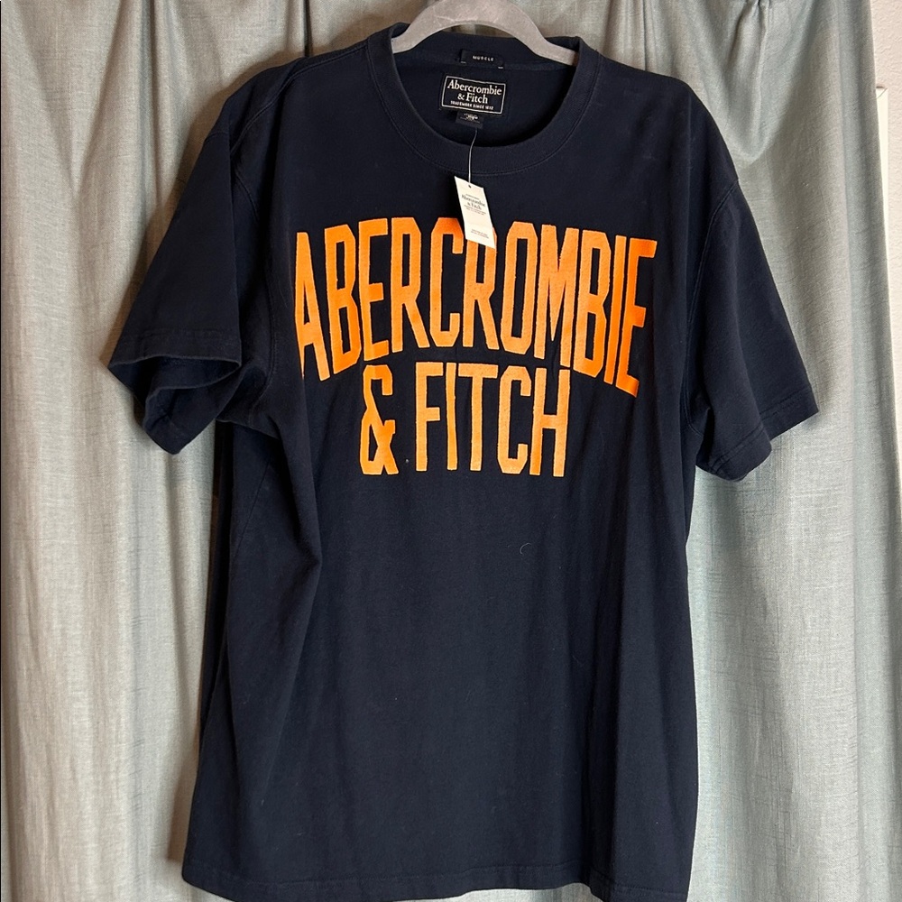 Abercrombie & Fitch Men's Navy T-Shirt with Orange Lettering